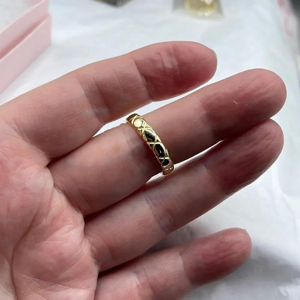 14K plated sterling silver size 8 simple X pattern ring.